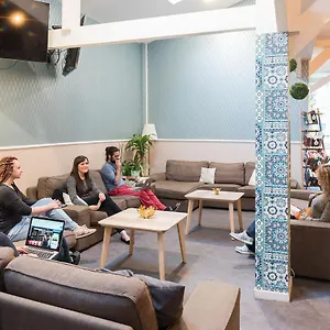 https://trendy-hostel.fr-paris.fr