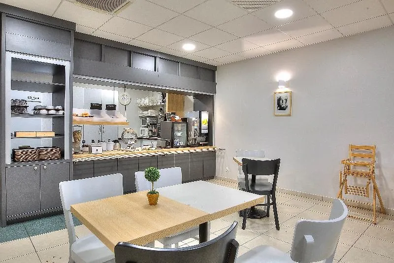 B&B Hôtel Villeneuve Loubet Village Villeneuve-Loubet